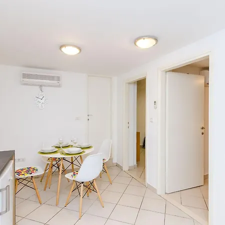 Apartment Domix - Two Bedroom